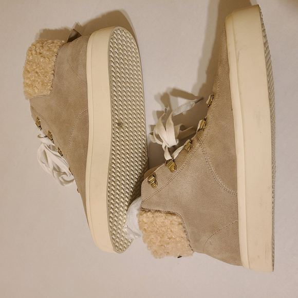 SOLE SOCIETY Talan Sneaker In Latte/ Natural Suede - 9.5 - Picture 4 of 7